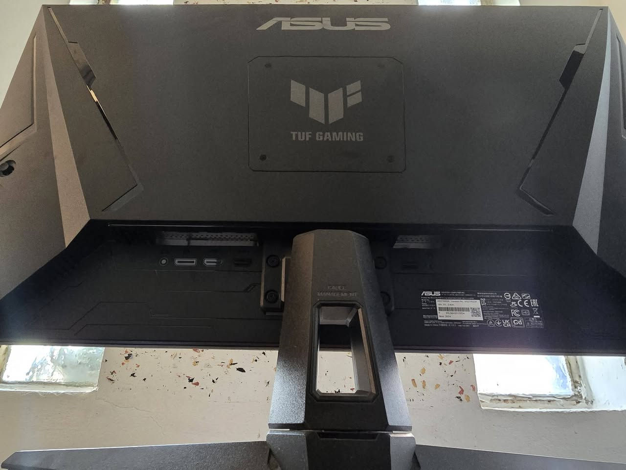 شاشة Asus Tuf Gaming VG27AQ3A للبيع نظافة 100% استعمال قليل يوجد توصيل لكافة المحافظات السعر 300 الف دينار 
المواصفات:

ASUS TUF Gaming VG27AQ3A

📺 الحجم: 27 بوصة

🖥️ الدقة: 2K QHD (2560×1440)

⚡ معدل التحديث: 180Hz

🎮 زمن الاستجابة: 1ms (GTG)

🌈 لوحة Fast IPS بألوان ممتازة وزوايا رؤية 178°

🔄 يدعم FreeSync Premium وG-SYNC Compatible

🎨 يدعم HDR10

🔊 سماعات مدمجة (2×2W) 

التواصل على رقم الواتس:***********
