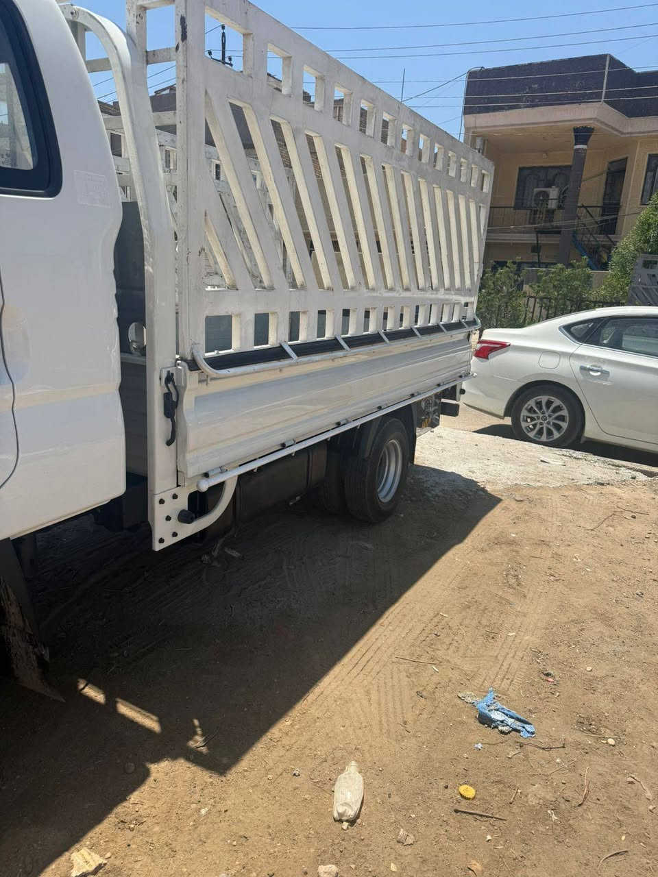 السلام عليكم كيا فحل مسكر موديل 18 كفاله عامه من كلشي السعر ١٥٥ بيه مجال للإستفسار على رقم *********** محمد ابو عبدالله الطائي
