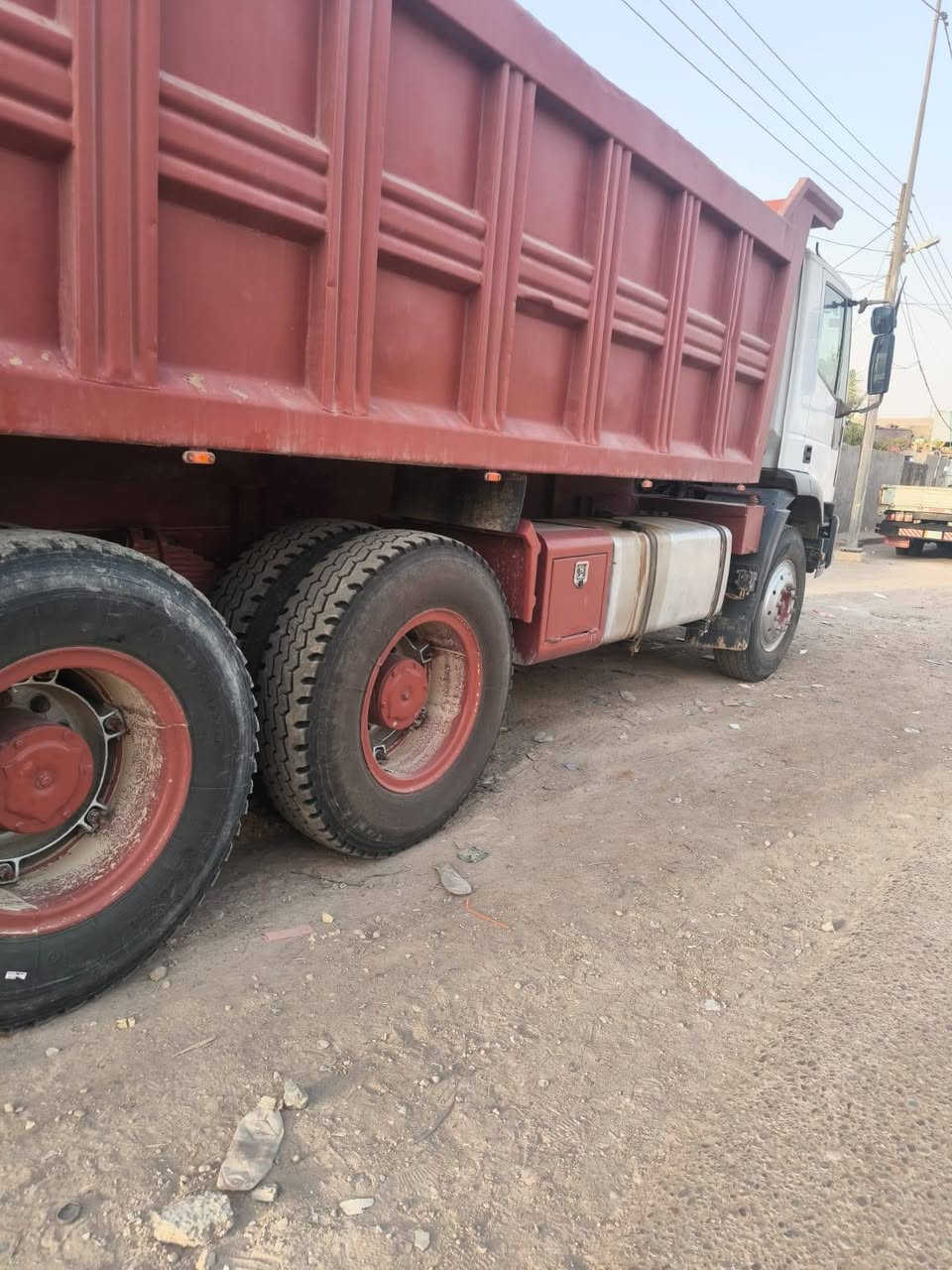 السلام عليكم للبيع افيكو قلاب رقم بغداد بسمي مكان سياره بغداد تقاطع النهروان استفسار ***********
