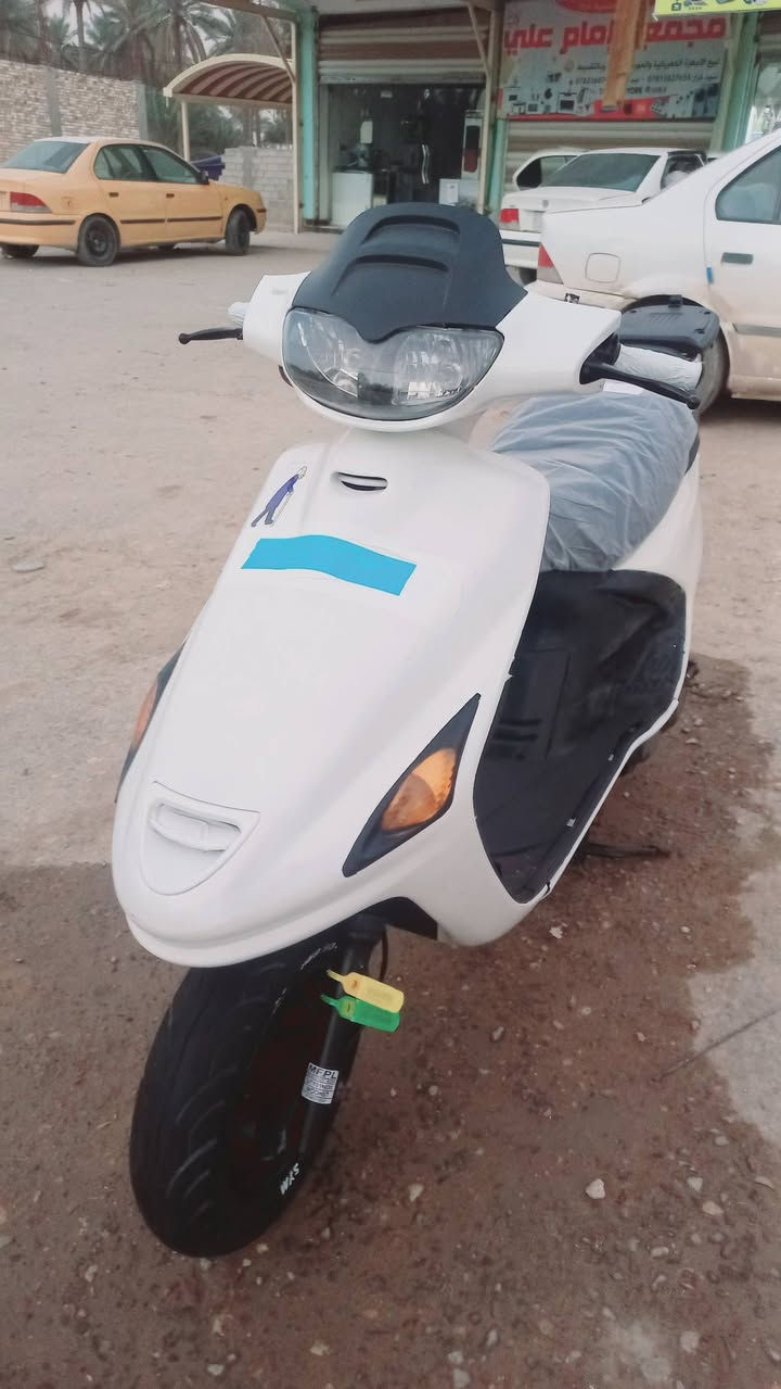 السلام عليكم دراجه فراشه للبيع فحل دسك مكينه نعومه فول شلعه ومعدل تخبل كهربائيات كله شغاله اشاير لايت هورن نكره سلف سعر 425 وبيه مجال بسيط عنوان دوانيه قضاء السدير ***********
