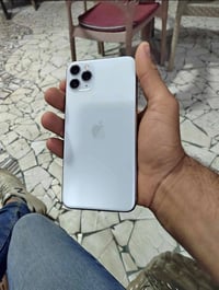 آيفون ١١ برو ماكس • ٢٥٦ • بطاريه ١٠٠