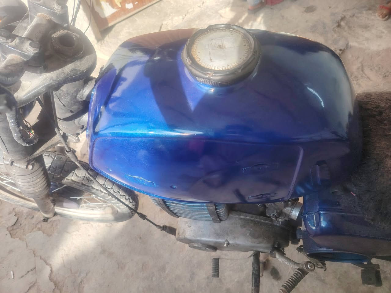 سلام عليكم من رخصت مدير الكروب امزت 81 ادوات البيع 900 وبهه مجال قليل ***********
