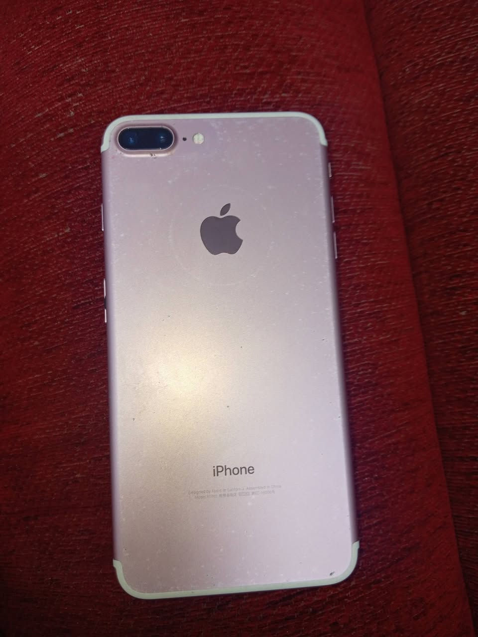 السلام عليكم ايفون سفن بلاص ذاكره 128 مامفتوح بصمه اصبع بطاريه ٧٧ بس بي كسر بشاشه للاستفسار *********** واتساب
