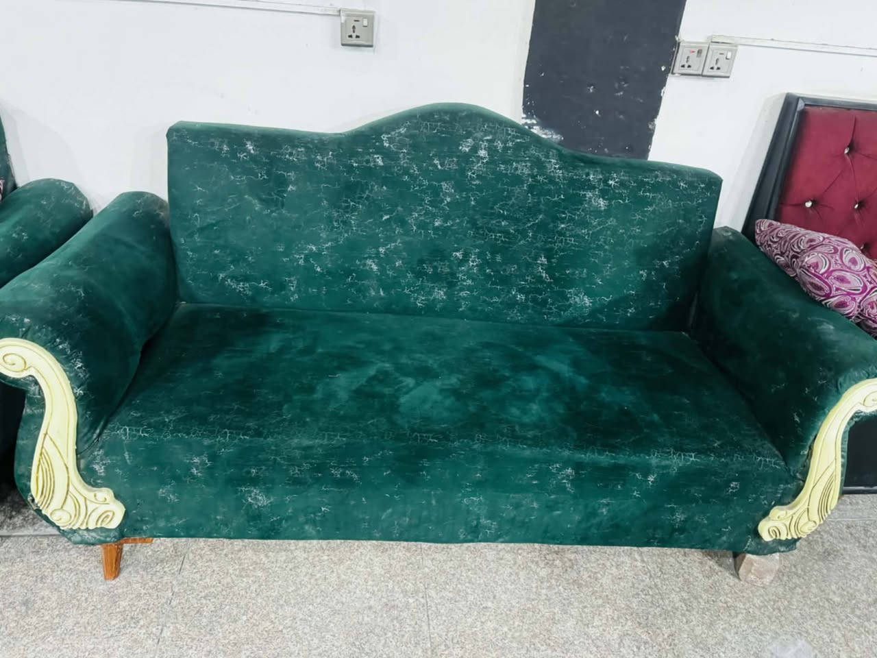 بيع مستعجل 9 قطع  سعر 200 نضيف بدون ضرر


**إذا كنت صاحب هذا الإعلان وتريد حذفه لأي سبب، رجاءا أرسل رسالة إلى الدعم الفني**