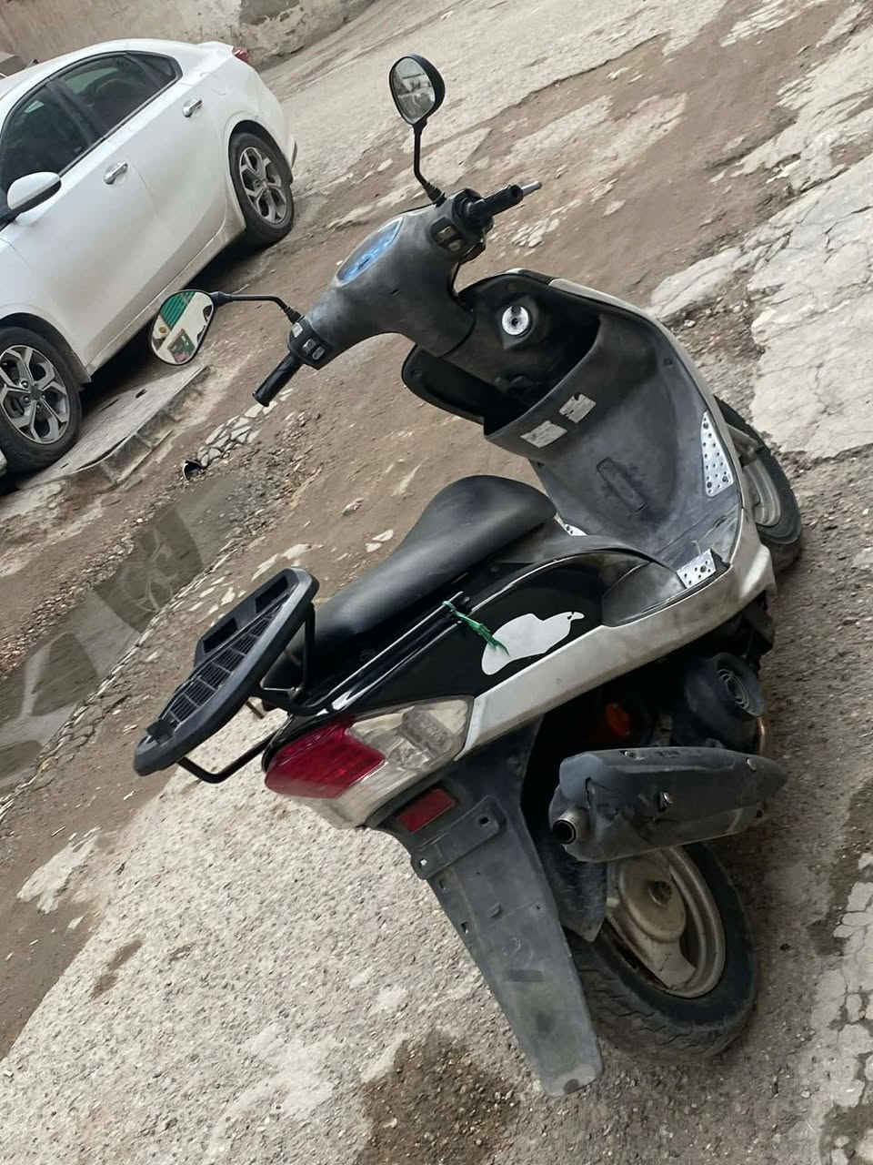 سلام عليكم ماكس منغولي نضيفه لاتبخير ولانضوح اشاير لايتات كلشي شغال نقصها بس بلك سعر ٣٧٥ وبيها مجال مكاني بغداد حريه ***********
