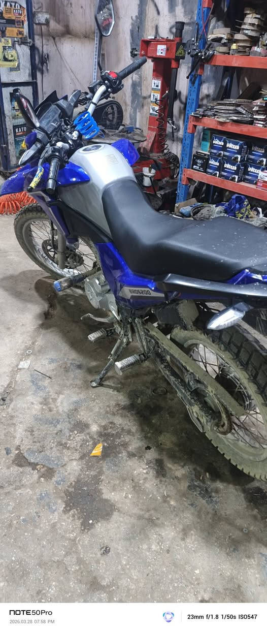 سلام عليكم مكلف بل نشر 
للبيع دراجه قفاز كافيار باب أول 
السعر مليون ٢٥٠ وبي مجال 
العنوان الانبار قضاء عنه 
رقم صاحب الدراجه 
***********
