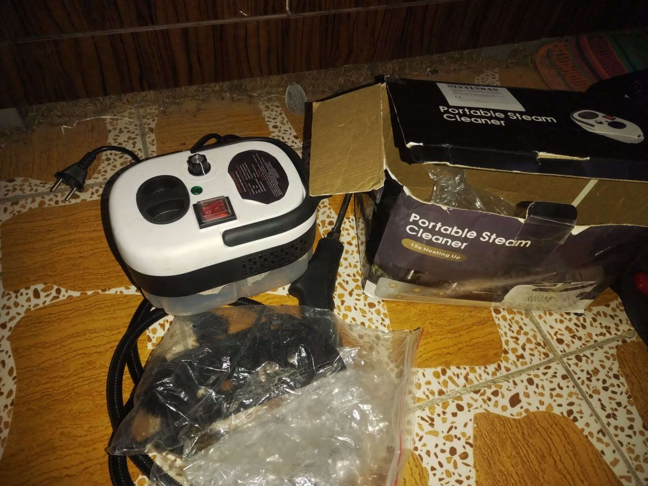 جهاز بخار لتنظيف دهون وحته سيارت بخاره كلش قوي ومفحوص يريده فيديو يشوف قوته يدخل خاص


**إذا كنت صاحب هذا الإعلان وتريد حذفه لأي سبب، رجاءا أرسل رسالة إلى الدعم الفني**