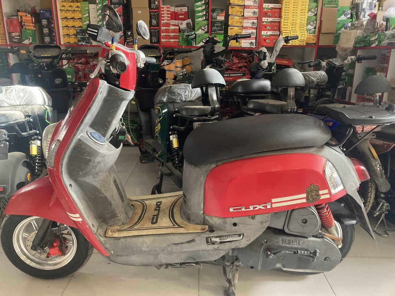 ماكس بوليس شهرين نزلت من الحاويه مراوس بسكنس لد او سكنس جبلي شرط كفر كله بلادي ومحرك بلادي وبرغي ما عايزه


**إذا كنت صاحب هذا الإعلان وتريد حذفه لأي سبب، رجاءا أرسل رسالة إلى الدعم الفني**