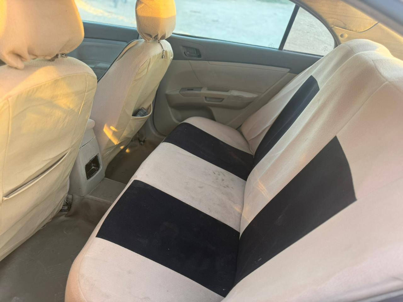 السلام عليكم ام كراند موديل2012
جاهزه كيرمكينه تخم تاير حداديه 
سنويه 28شرط، تحويل 
مراوس بسياره دوات اوبيع 
30
ناصريه سوك الشيوخ 
***********
