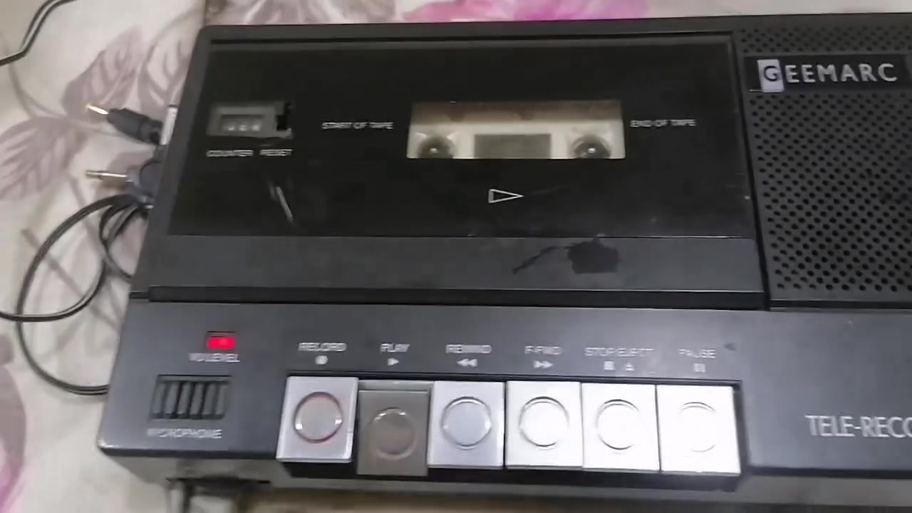 مسجل طرح انتاج قديم شرط النظافه والشغل السعر ٤٠


**إذا كنت صاحب هذا الإعلان وتريد حذفه لأي سبب، رجاءا أرسل رسالة إلى الدعم الفني**
