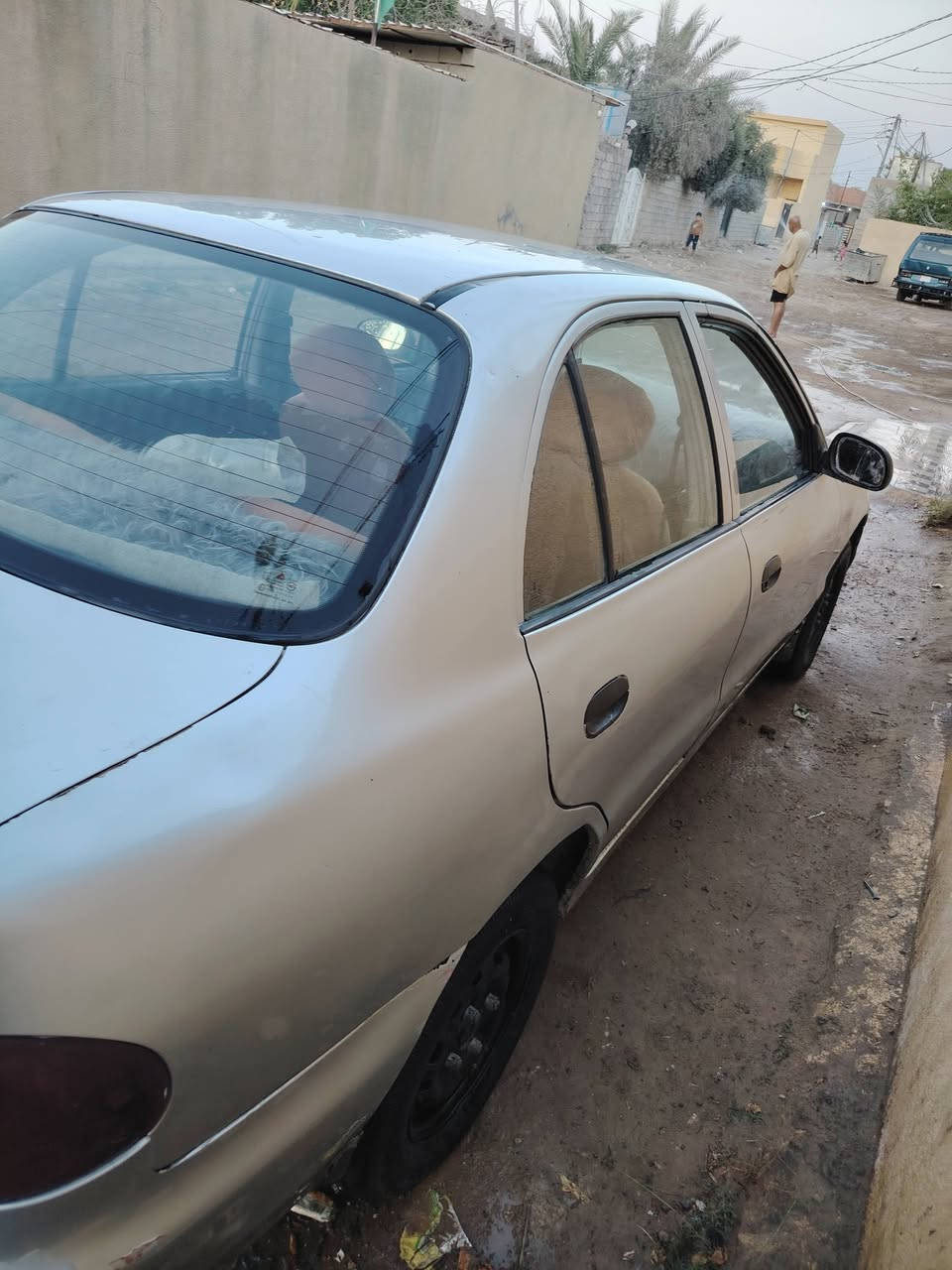 سلام عليكم شباب هونداي البيع موديل 96 سياره جاهزه ما بيهه اي نقص رقم بغداد سعر 23 وبيهه مجال *********** /*********** مكاني ديالى الخالص
