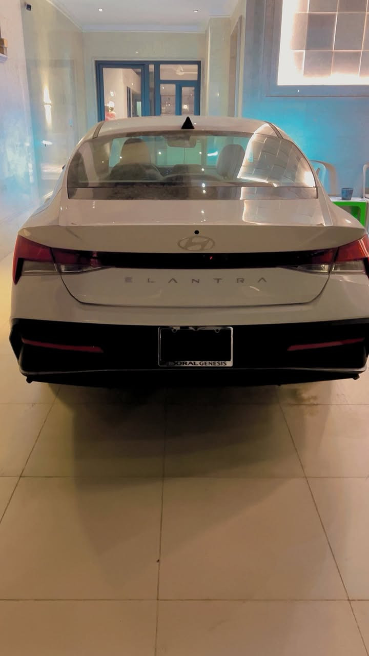 سلام عليكم
االنترة موديل ٢٥ 

دخول جديد 

سيارة. زيرو بعدها  
محرك ٢٠٠٠
حادثها موضع بل صور  

 والباقي كفالة عامة 

مواصفات النترة المعروفة  

تحكم ستيرن 

قيادة ذاتية 

سياقة ذاتية 

٣ انضمة 

وبعد اكو بيها مواصفات 

السيارة بدون رقم 

بسمي  تحويل ترقيم ثاني يوم 

مكانها بغداد المنصور 

سعرها ب١٧٧ 

وبيها مجال 

***********
