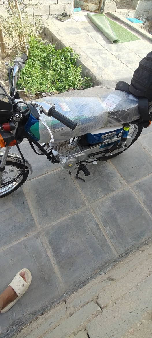 نامه 23 اوراق اصولي بس مفيلسها فقط دراجه أي نقص مابيها تجي وتفحص وتاخذ  مكاني سماوه 7 نيسان  سعر خاص وتساب تصاال  رقمي( ***********)
