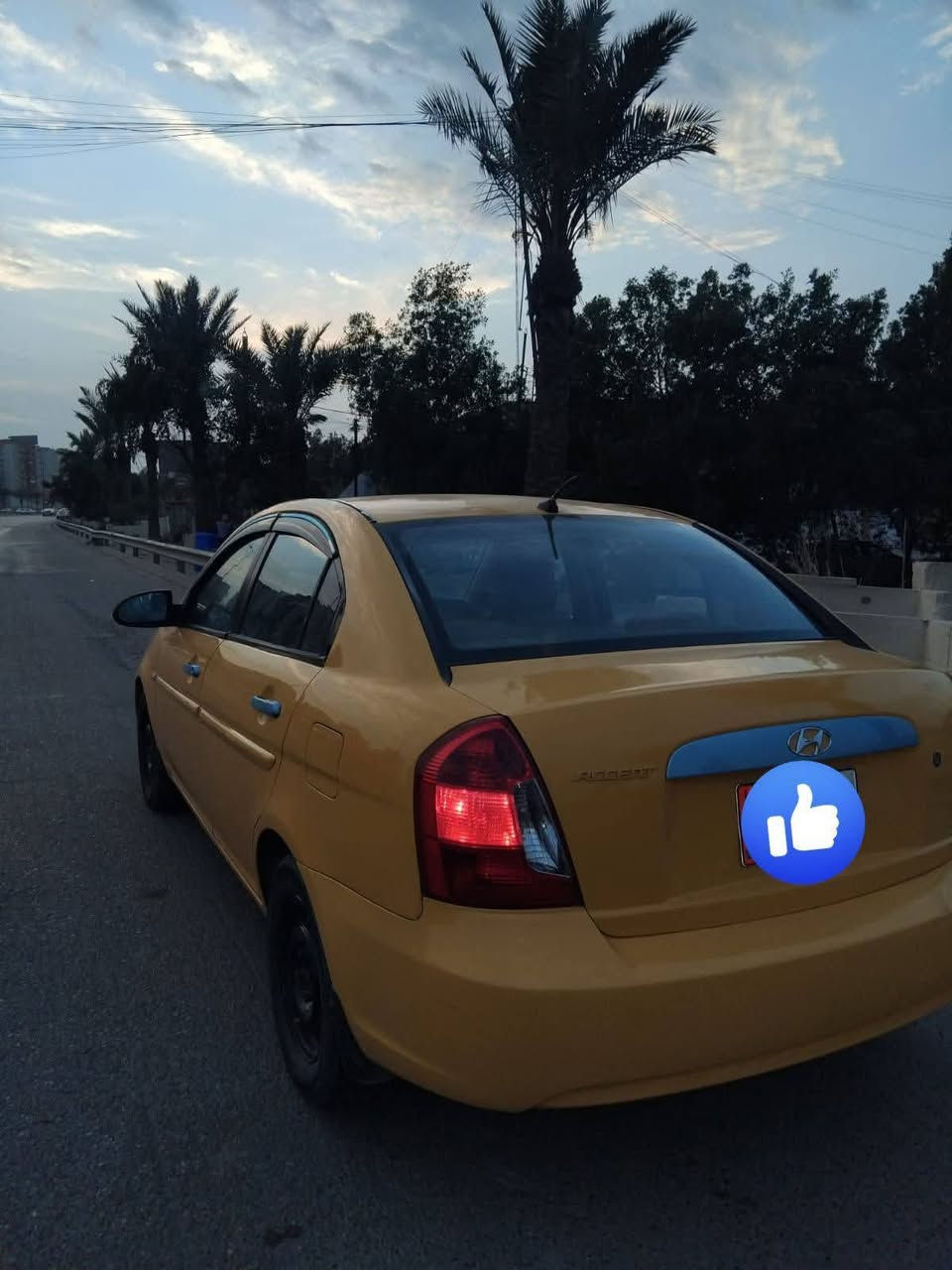 سلام عليكم اكسنت للبيع موديل 2010
رقمها نجف الاماني مشروع وطني بسمي 
تحويل ثاني يوم السياره  سنويه جديده
السياره جديده خير من الله كير ومكينه مكفول
تخم تاير جديد شاشه دوشمه جديد السياره مكفوله بس بيها ضربه بخشم الجاملغ من امريكا فقط السياره مال بيت وتبريد شغال السعر 80 وبي مجال 
المكان بغداد البياع تقاطع درويش الرقم 
***********
