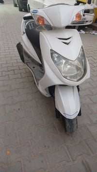 سكنس فحل  رمبه دراجه نضيفه من كلشي السعر /مليون:* او بيه مجال بسيط الر...