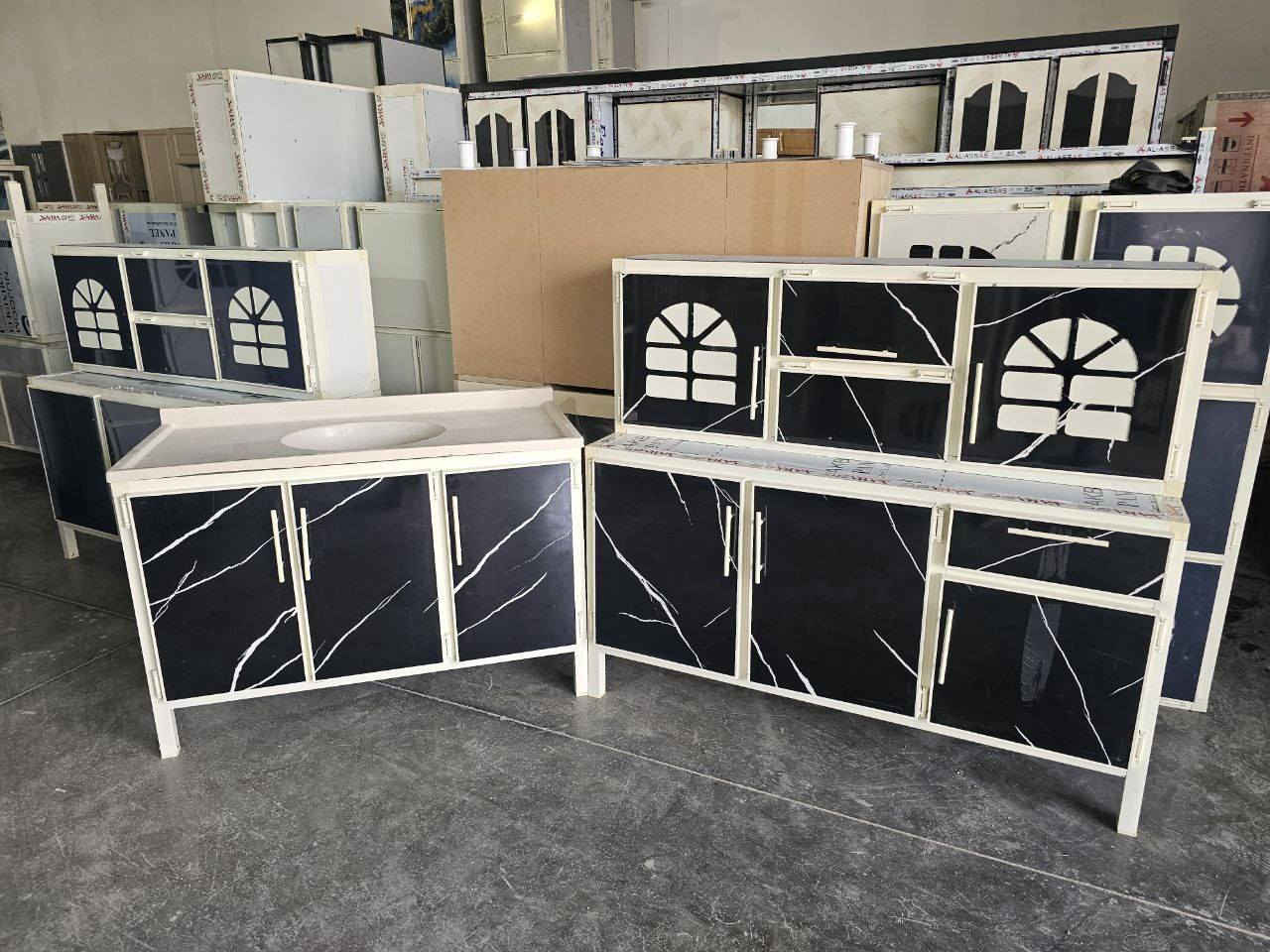 ما عليك بس  احجز والطلب يوصل لباب بيتك 🤗🌹🤗..
كاونتر ارضي وملحق متر ونص   مع  سنك متر و20 مرمر
💥 (المنيوم سوكي)💥

كاونتر مترونص ارضي وملحق مع سنك متر و٢٠ مرمر . 

♥️♥️السعر 200/ الف♥️♥️

التوصيل 🚚🚚
التوصيل 🚚🚚
بغداد داخل  مجاني

15 /اطراف  بغداد 

15//رمادي +فلوجه + كربلاء +بابل

25// مركز واسط  
50//أطراف واسط
25 /الديوانيه +النجف
35//ديالى
35/ السماوه+  الناصريه+  العماره + البصره

🔴🔴🔴🔴🔴🔴🔴🔴🔴🔴🔴


**إذا كنت صاحب هذا الإعلان وتريد حذفه لأي سبب، رجاءا أرسل رسالة إلى الدعم الفني**