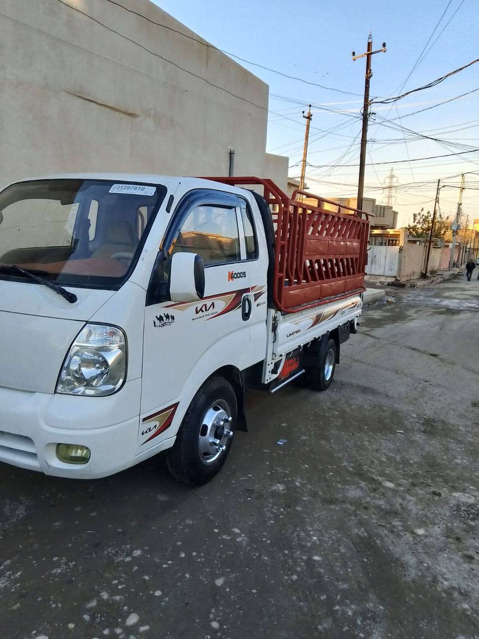 كيا فحل ٢٠١٢ رقم نينوى البيع شرط شاصي ومحرك صبق ما بيه بيها بارد قليل السعر ١٢٧ رقم الهاتف***********
