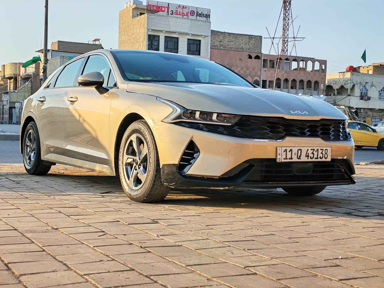 K5
موديل 2022 
ارخص كي فايف بسوك 138$وبيه مجال حك جيه
 ضررها بنيد مصلح بدون قطرت دواخل لغد شاصي كفاله  السياره بدون تبديل ليبل واحد  ارباكات سليمه
بيه كلير جاملغ امامي صور الحادث بالمنشور 
 لون ذهبي مميز
محرك 1600تيربو 
ماشيه ١٠٢
بصمة تشغيل
تشغيل عن بعد
تبريد بيانو منفصل
بصمة ابواب 
اوتو هولد
درايف مود انضمة قيادة 4
رادار امامي جانبي خلفي 
سايد بريك بصمة
تحديد مسار قيادة آليه 
فول تحكم استيرن جهتين 
كار بلي اندرويد 
وباقي المواصفات معروفه للسياره
مكاني بغداد مدينة الصدر
الاستفسار
***********
