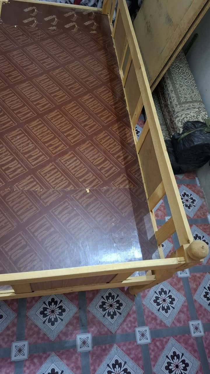 لبيع غراض مستخدمه شي قليل 
لبيع مبرده استخدام شهر او اقل شتريت سبلت وماحتاجه وريد ابيعه نضافه فول الله شاهد مستخدمه شي بسيط كلش 
المكان كربلاء السعر المبرده  ١٢٥ التواصل على الرقم فقط 
***********
