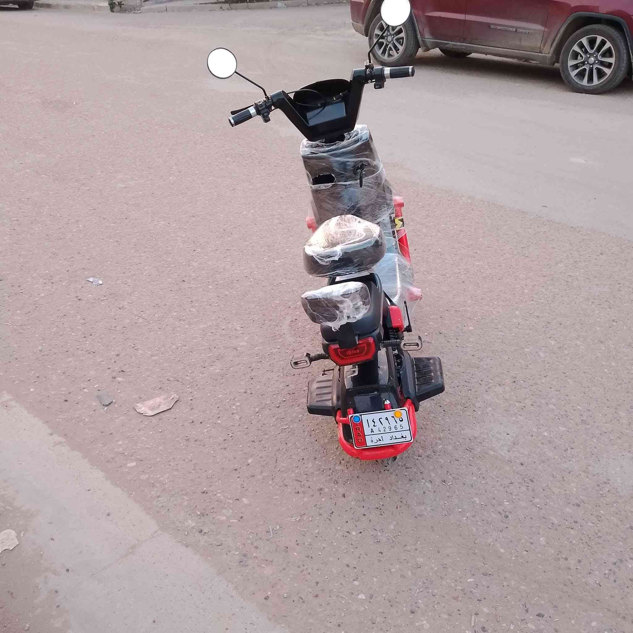 سلام عليكم ورحمة الله وبركاته دراجة شحن حجم ١٦ نضيفة اليوم بدلت بطاريات جدد احسن نوعية بلسوك
السعر ٤٢٥ وبيهة مجال العنوان بغداد مدينة الصدر
***********
