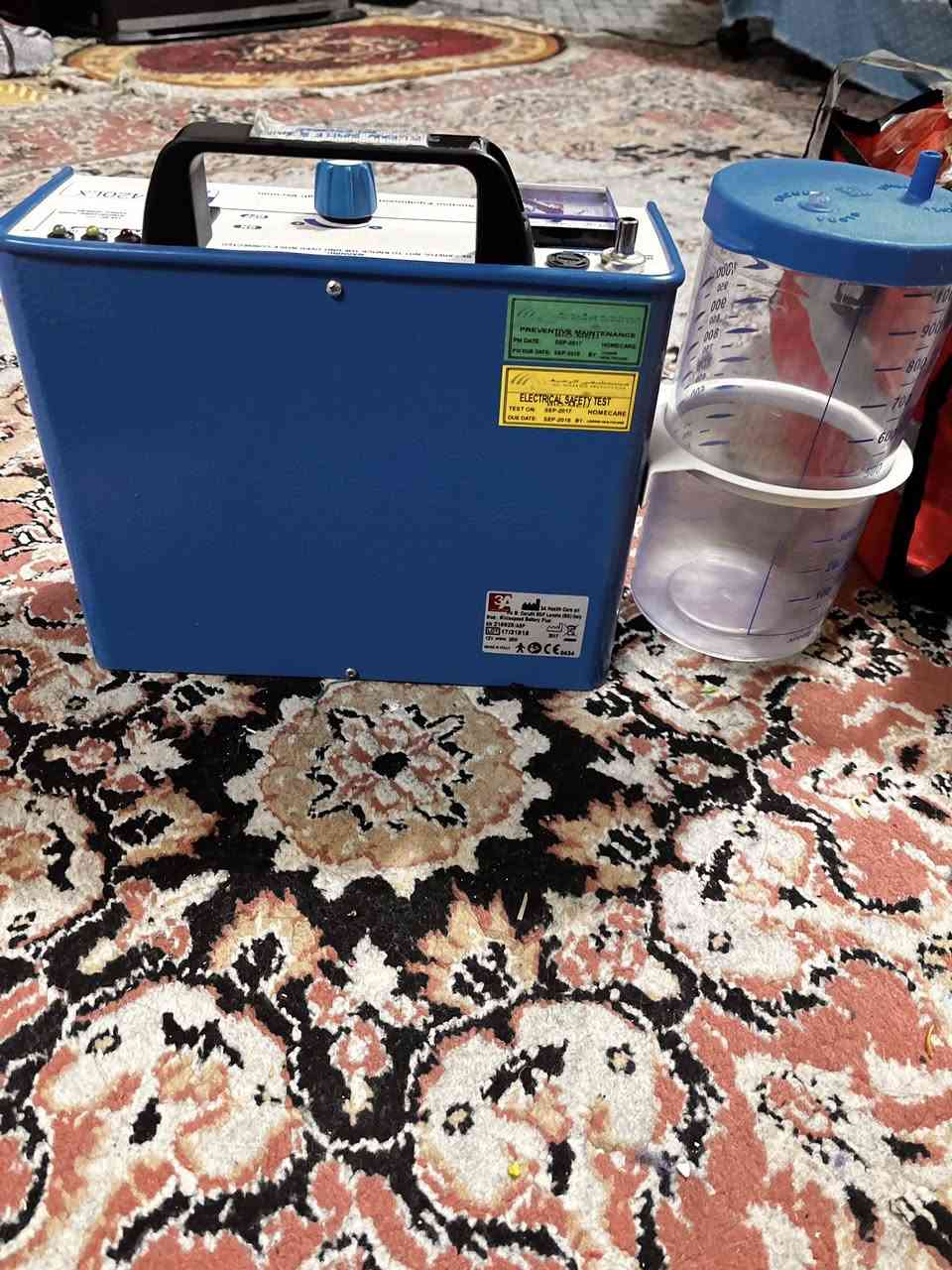 جهاز شفط طبي يستخدم لسحب المخاط/البلغم أو السوائل من المريض بطريقة آمنة. مناسب للاستخدام في المنازل، العيادات، أو الرعاية الصحية.
يشتغل بقوّة مناسبة، سهل التشغيل، ومتوفر مع جميع الإكسسوارات اللازمة.

✔️ مثالي لرعاية المرضى في البيت
✔️ ممتاز للمراكز الطبية الصغيرة
✔️ نظيف وشغال بدون مشاكل
سعره بلموقع 100 دولار
نقص فقط خرطوم
سعره 75 مع التوصيل قطعه وحده


**إذا كنت صاحب هذا الإعلان وتريد حذفه لأي سبب، رجاءا أرسل رسالة إلى الدعم الفني**