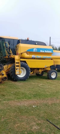 حاصوده نيوهولند 2006 5 بلم  هيدرو   دبل درام   طبله 17 قلاب   4 كامرات...