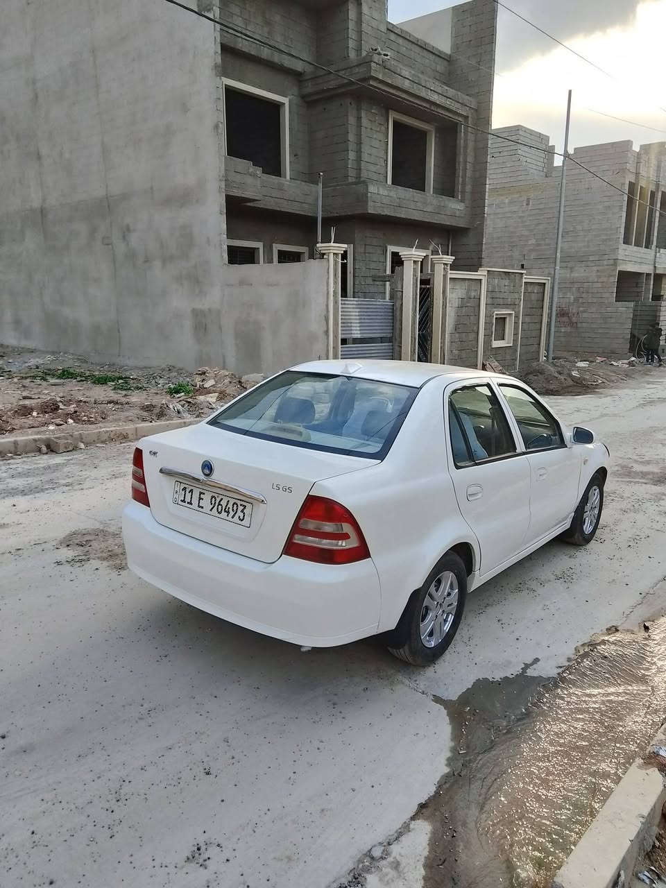 سيكي موديل 2013 رقم بغداد دولي انكليزي شرط التحويل الشرعي ساكن بل موصل شرط المحرك وكير وكهربائيات كلها شغاله بدون ضرر وبدون صبغ ماشيه 102 سنويه جديدة هزة جديدة السعر 48 وبيها مجال للاستفسار *********** أو ***********
