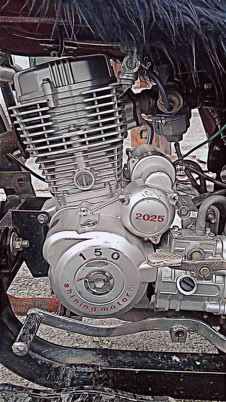 للبيع موديل 24 مكينه جديده 25 صار شهرين مبدله سعر 11 ورقه وبيها مجال***********
