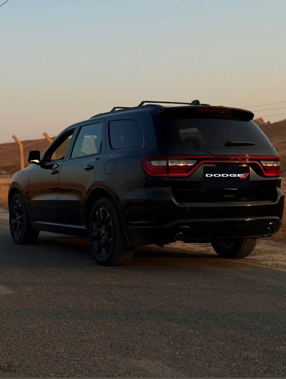 السلام عليكم
للبيع فقط
دوج دورانكو 2023 sxt plus بلاك توب
رقم سليمانية دولي سنوية و هزة جديدة لل 2030 باسمي شرط التحويل 
مواصفات ال sxt plus المعروفة
رادار 
شاشة كبيرة
تدفئة كشن و ستيرن
سقف سلايت
ويل 20
كشن كهرباء 
حساسات 
و باقي المواصفات المعروفة 
ماشية 15 الف ميل حقيقي يعني زيرو بل عراق ماشية الف ميل فقط
الحادث بسيط جدا جامرلغ الخلفي pdr فقط يعني قطعة 1 بدون ايرباك و دواخل كلشي بل سيارة شرط 

رقم الشاصي 1C4RDHAG1PC612545
مكان السيارة كركوك قضاء الدبس
تفاصيل أكثر *********** كركوك, العراق
