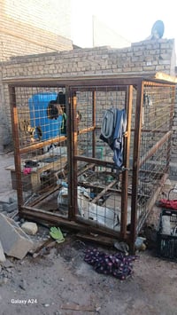 للبيع ٢ متر / بمتر ونص المكان بغداد كفاءات العبيدي 07813669478 السعر ٢...