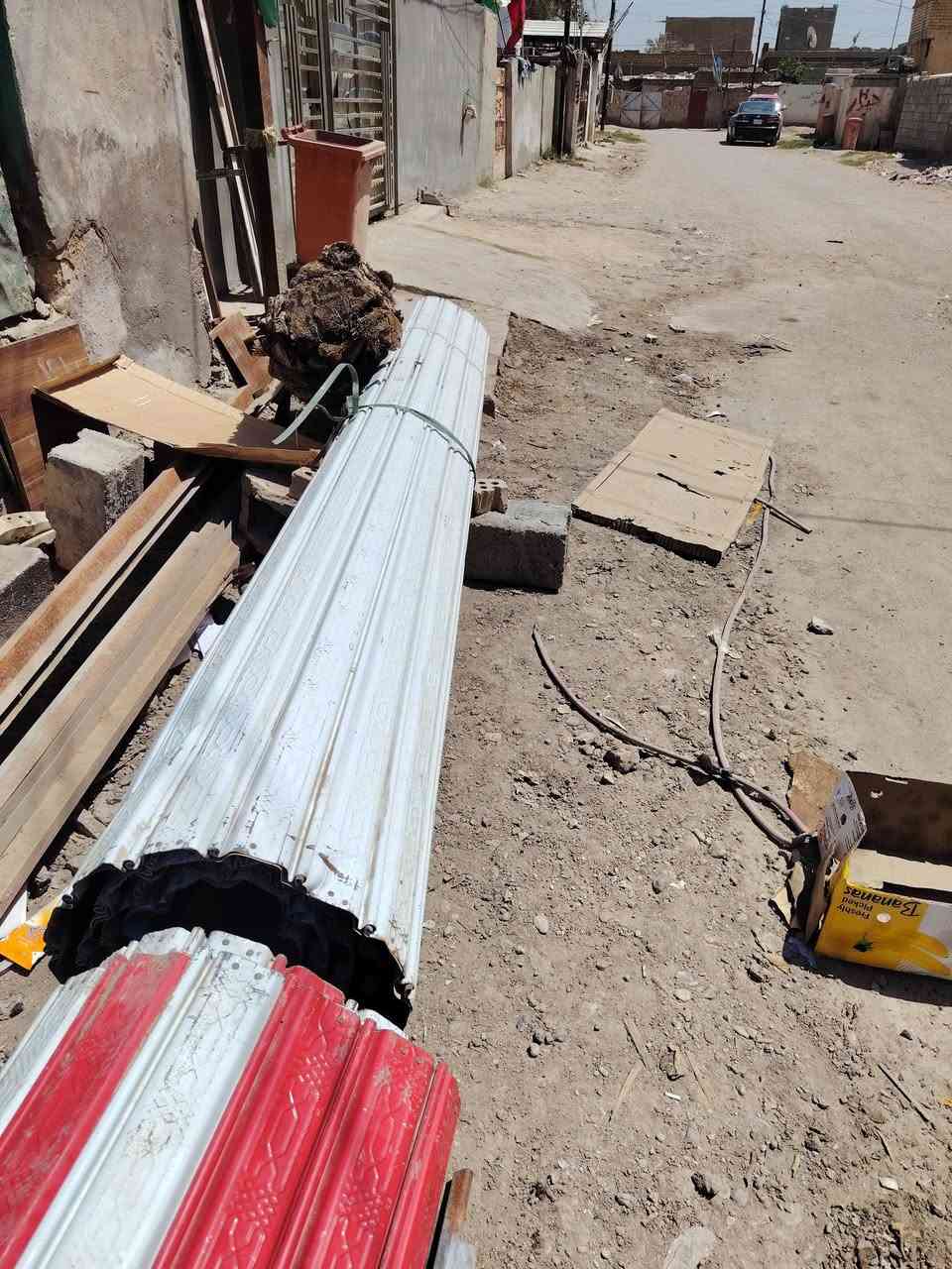 السلام عليكم كبنك مستعمل نضيف للبيع عدد اثنين
⬆️الطول ٤ متر 
➡️والعرض ٤ متر
الحديد ٥ ملم 
الاستفسار اتصال
***********
مكان بابل قضاء جبله
