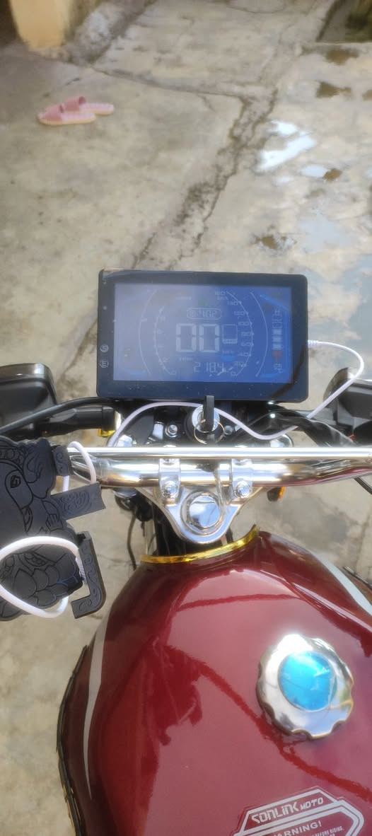 السلام عليكم  عندي هاي الدراجه موديل 25  صفر  صار 10 تيام من طلعتها اريد اراوس ب 5 كير


**إذا كنت صاحب هذا الإعلان وتريد حذفه لأي سبب، رجاءا أرسل رسالة إلى الدعم الفني**