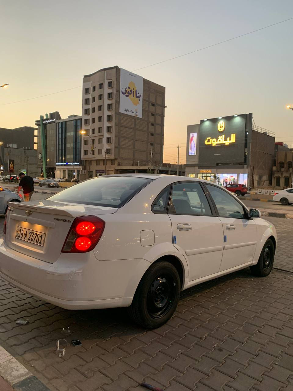 ***********
اوبترا 2011
السياره بيها هلالين رش وشبر بلباب الوره بدون ضربه
ماشيه 200 الف 
مكان السياره نجف 
رقم بابل
