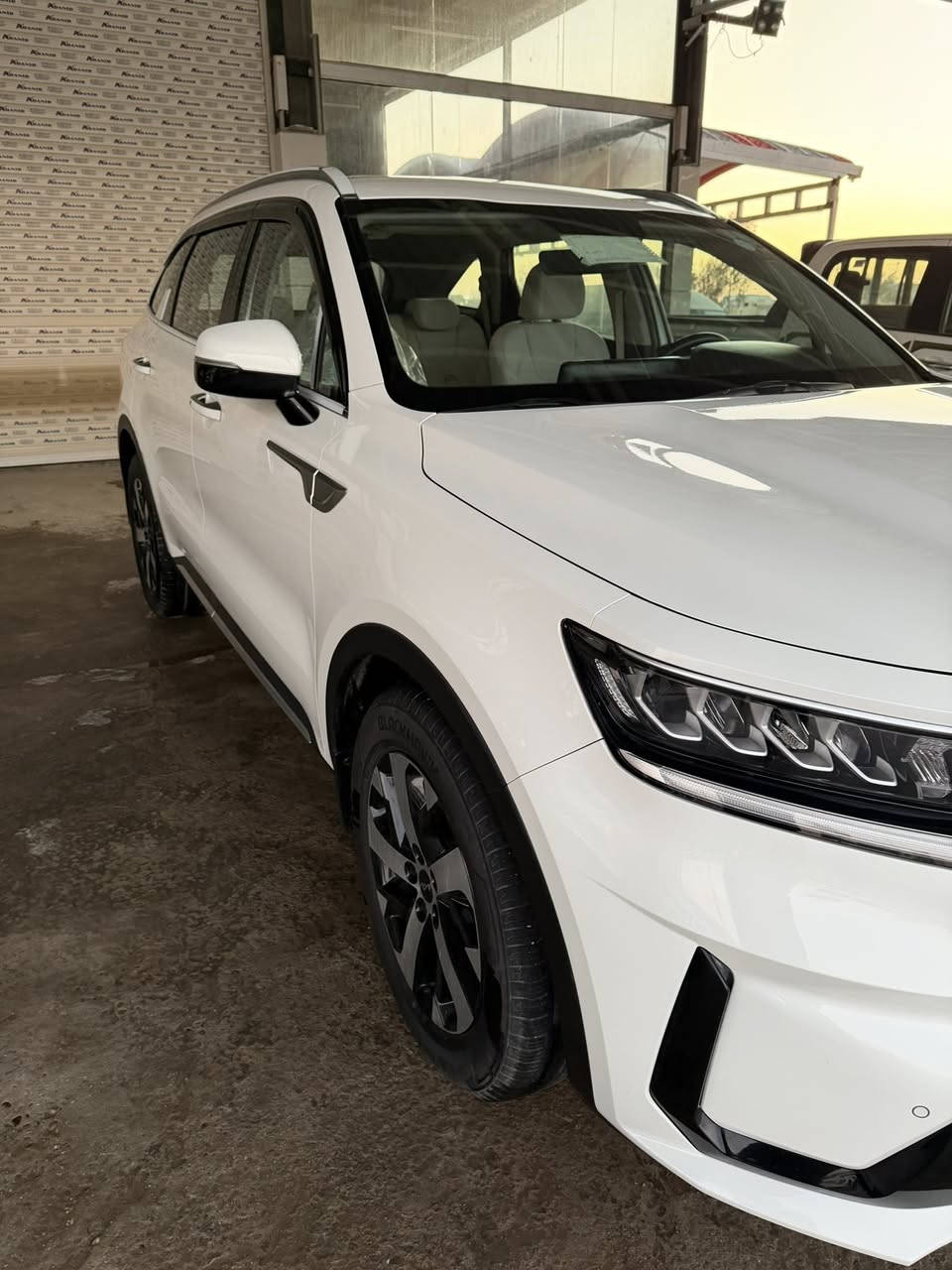 السلام عليكم 
للبيع فقط كيا سورنتو خليجية 
موديل 2023
مكينة 4 سلندر
سبعه راكب 
بصمة تشغيل 
جنطة كهرباء 
ماشية 42 الف 
رقم اربيل
كفالة عامة من كلشي 
السيارة بحالة الوكالة 
مكان السيارة الديوانية 
السعر 240 ورقة مجال قليل


**إذا كنت صاحب هذا الإعلان وتريد حذفه لأي سبب، رجاءا أرسل رسالة إلى الدعم الفني**