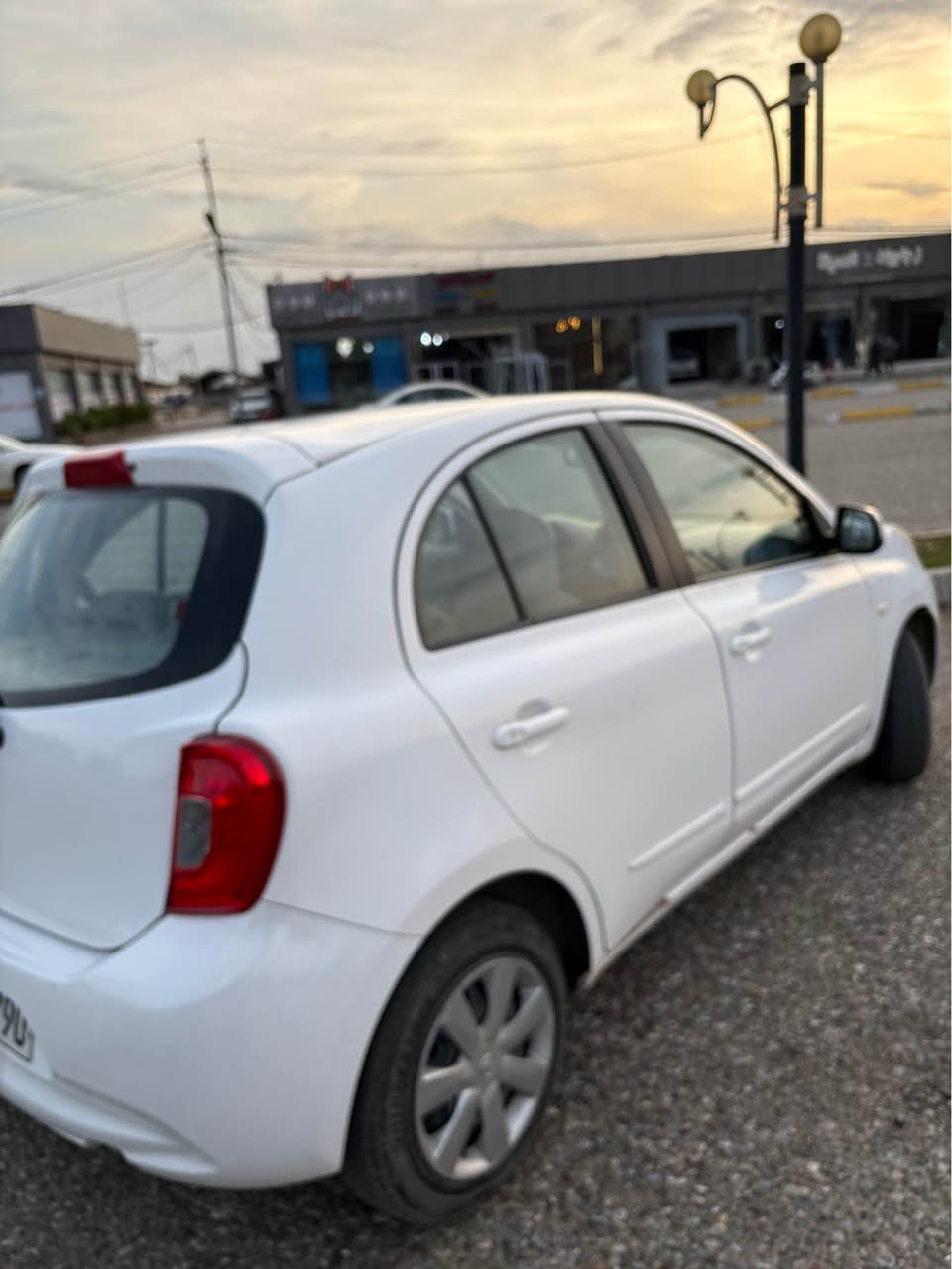 Nissan micra 
نيسان ميكرا 2020
سیارة باب و جاملغ صبغ و بيها ثنين تعديدل بارد 
كير و محرك بشرط ذواخل كلش نضيف ماشية 55الف
***********
96ورقة و بيها مجال للطيبين كركوك, العراق
