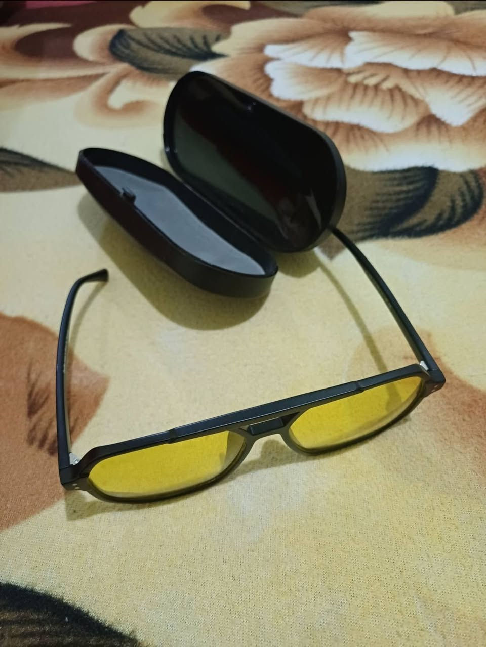 نضاره التريند الجديد اوريجنال بعدسات صفراء ب الجراب للبيع للتواصل 0155573070


**إذا كنت صاحب هذا الإعلان وتريد حذفه لأي سبب، رجاءا أرسل رسالة إلى الدعم الفني**