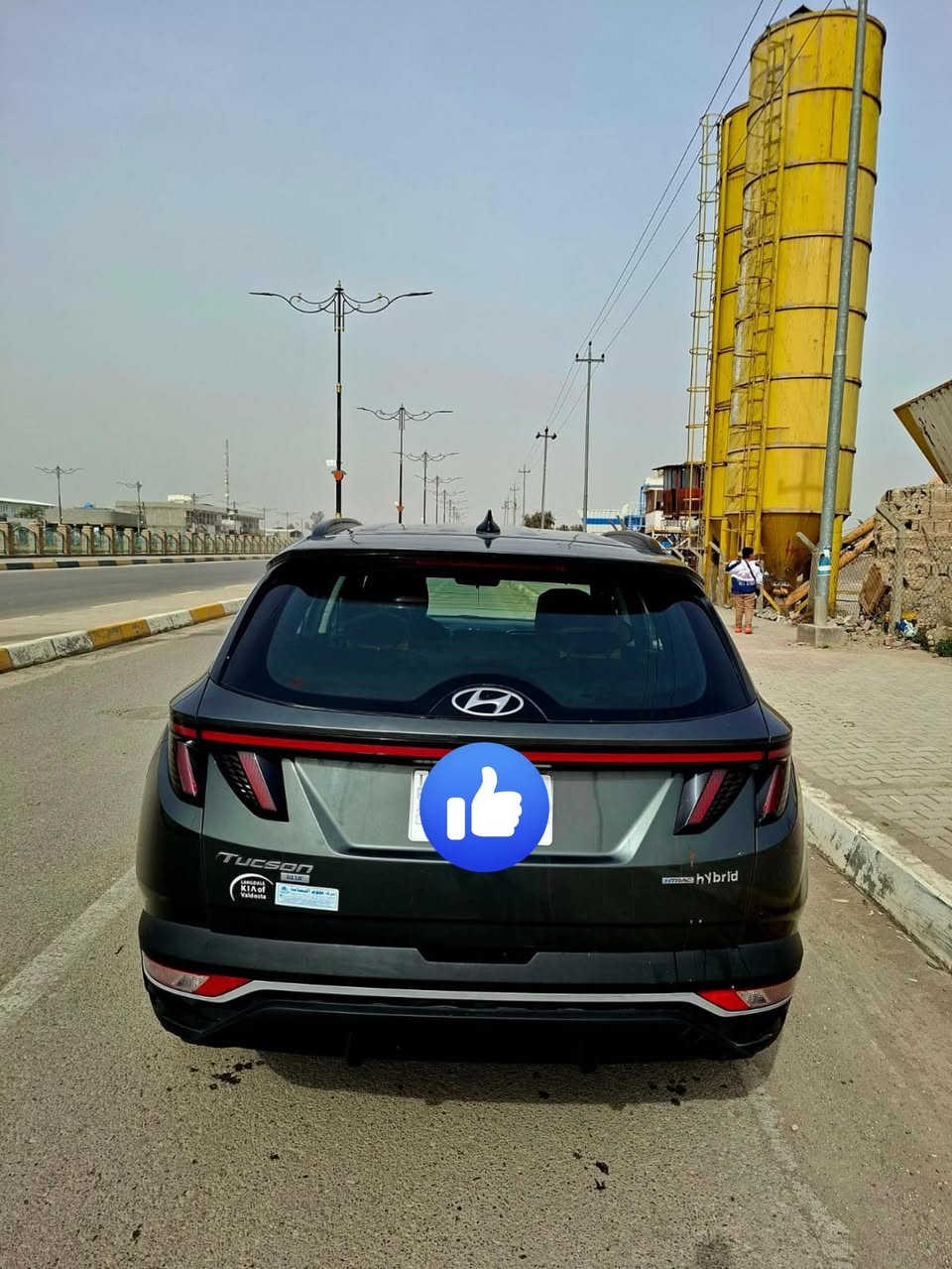 السلام عليكم
توسان 2022
 السعر 154 وبيها مجال 

رقمها بغداد  بأسمي تحويل مباشر 

بصمه تشغيل 
بصمه ابواب
تشغيل عن بعد 
شاشه جبيره كار بلي
كرسي كهرباء
تدفئه كشنات 
اوتو هولد 
تحديد مسار 
قياده ذاتيه 
مانع انزلاق
مودات قياده 

حادثها صفحة بدون دواخل  وسونارها موجود بالمنشور 
للاستفسار  ‭0770 586 1844‬ 

مكان السيارة ديالى بعقوبة
