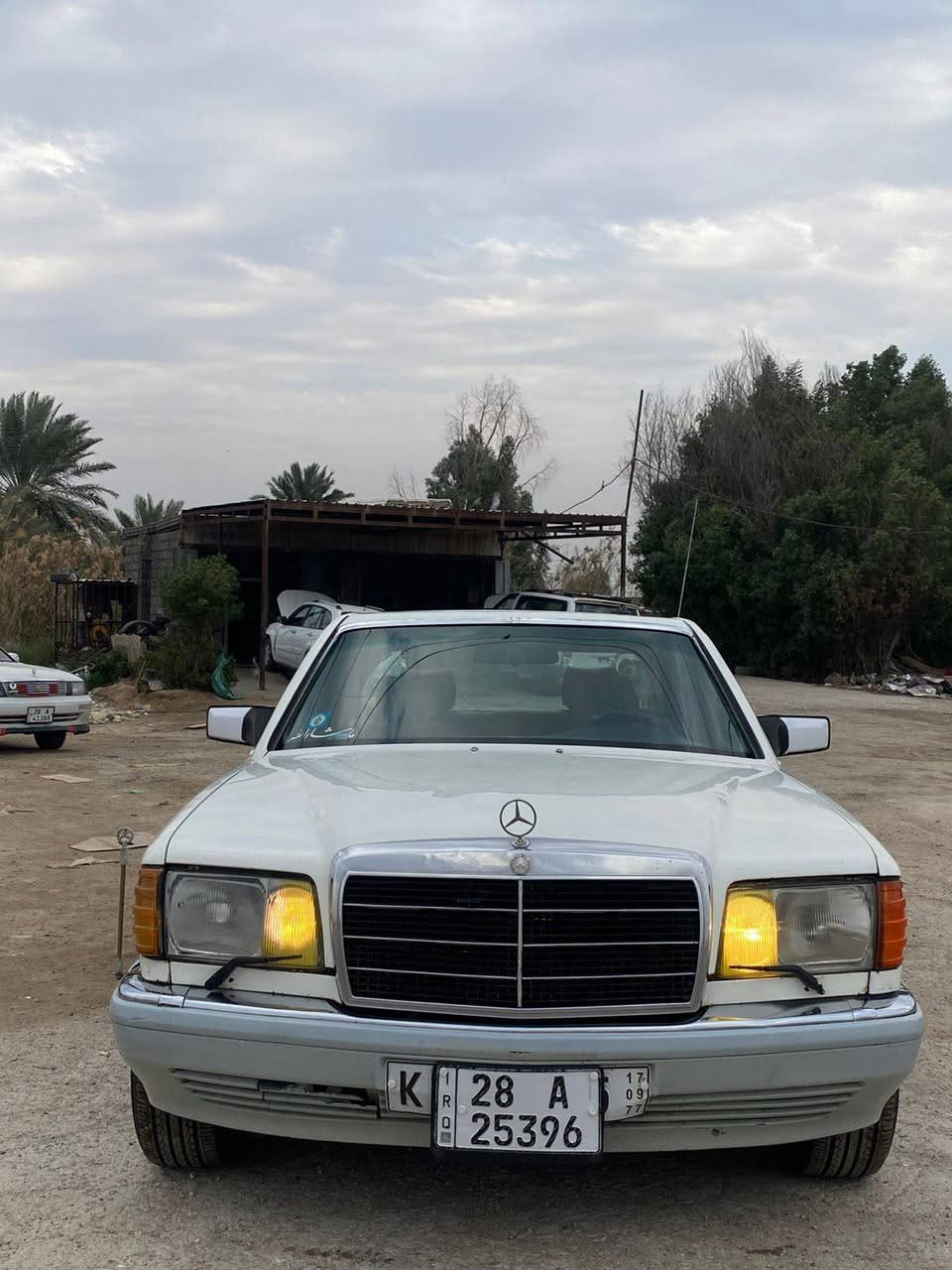 مارسيدس موديل ٨٥ رقم نكليزي سياره حلوه كلش مكينه ملكه قواعد دبل بلاد شغل وطلع محافضات سياره مال جناي السعر ٥٠وبي مجال حك جيه  مكان بغداد ***********
