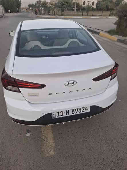 النترا خليجي ٢٠٢٠ فول مواصفات عدا البصمه ماشيه ٨٢ نظيفه جدآ محرك وكير بلادي بيه صبغ فقط باب السايق مكانه حي الاعلام بسعر ١٤٨ 
***********
