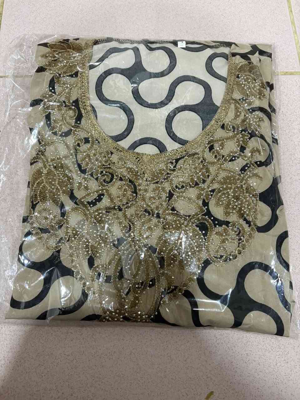 مخاور قماش حرير قياسات L/Xl/XXl
جمله  ومفرد متوفر


**إذا كنت صاحب هذا الإعلان وتريد حذفه لأي سبب، رجاءا أرسل رسالة إلى الدعم الفني**