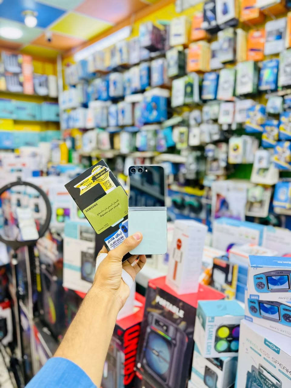 متوفر الأقوى من سامسونك 💙
SAMSUNG Z Flip5 
ذاكره 256
اللون المميز 

السعر 🔥 🔥 

العنوان: ذي قار/ قلعه سكر / الشارع الرئيسي / مقابل المقهى الرياضي 

للتواصل:***********
للتواصل:***********

♥️♥️♥️♥️♥️♥️♥️♥️♥️♥️
