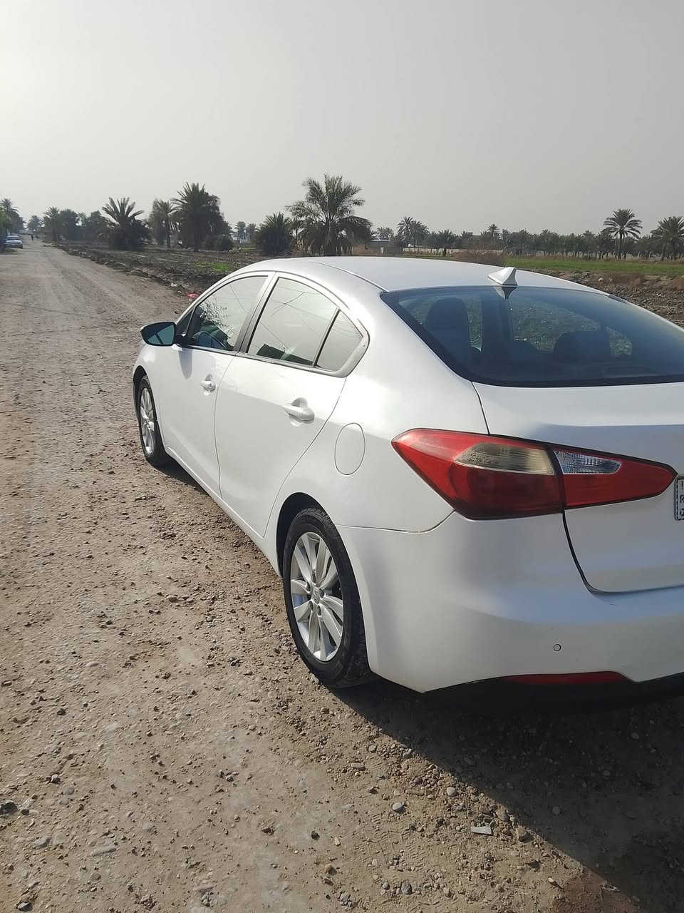 سلام عليكم كيا سيراتو موديل 16 خليجي رقم بغداد دولي سياره بيها قطع صبغ ابيع حزام محرك 2000 مكان سياره بغداد ابو غريب رقم الهاتف ***********.   ملاحظه .. مكلف بل نشر
