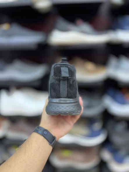 تحفه 
وزن خفيف
قياس 42
السعر 15
العنوآن نجف ملحق الروان 
توصيل 🚚 محافظات 6 داخل النجف3 
*********** واتساب
