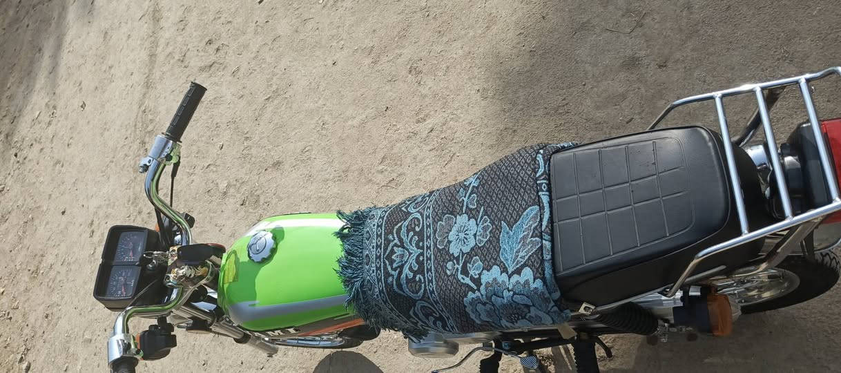 للبيع دراجه اربعه گير نامه شلامجه 3 احرف موديل 24 بدون اوراق سعر 550 وبيه مجال مكان شاميه اتصال على  هاذه رقمي ***********
