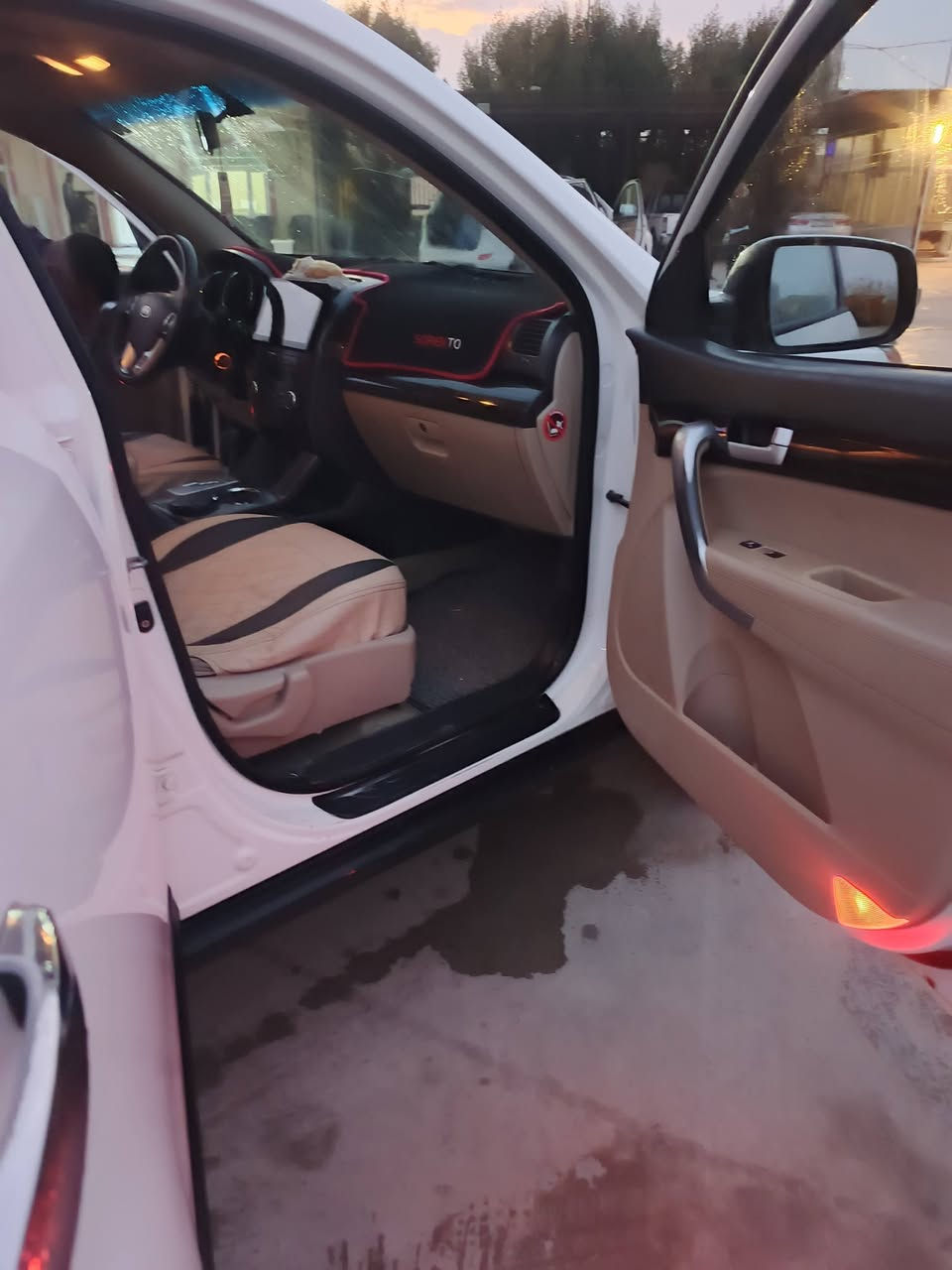 سورنتو
موديل 2013

خليجي 

 محرك دوش ٢٤٠٠ 

رقم ديالى 

شرط التحويل 

المواصفات

يدات نيكل 

اشاير بل المرايه 

كامره خلفيه 

شاشه كبيره 

تثبيت سرعه 

تحكمات ستيرن 

سبعه راكب 

3 قطع تبريد 

وبقيه المواصفات المعروفه 

.

سعر 165

الموقع ديالى المقدادية 

الاتصال على الرقم فقط

***********
