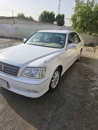 تويوتا كراون • ٢٠٠٣ • كفاله ٣ سنين