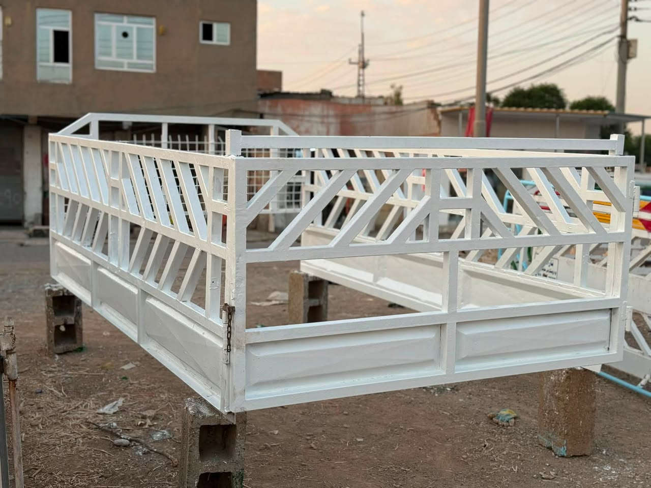 چەمچەی کیا بۆ 2700 و 3000 دەبێ
سبوخی نوێیە 

سعر ٢٦٠ هەزار

شوێن هەولێر 

***********

