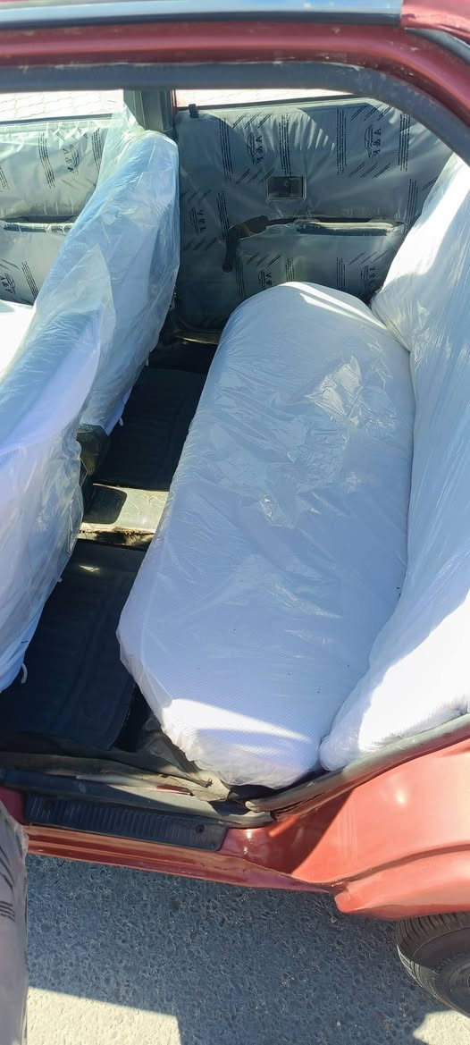 السلام عليكم كورلا موديل 90 يسرا بلاد مكينه وكير شرط الفحص حداده جديده وتخم تاير كهربائيات شغاله مصبوغة عام جماليه بدون ضربه السعر 35 وبيها مجال وهذا رقمي ***********
