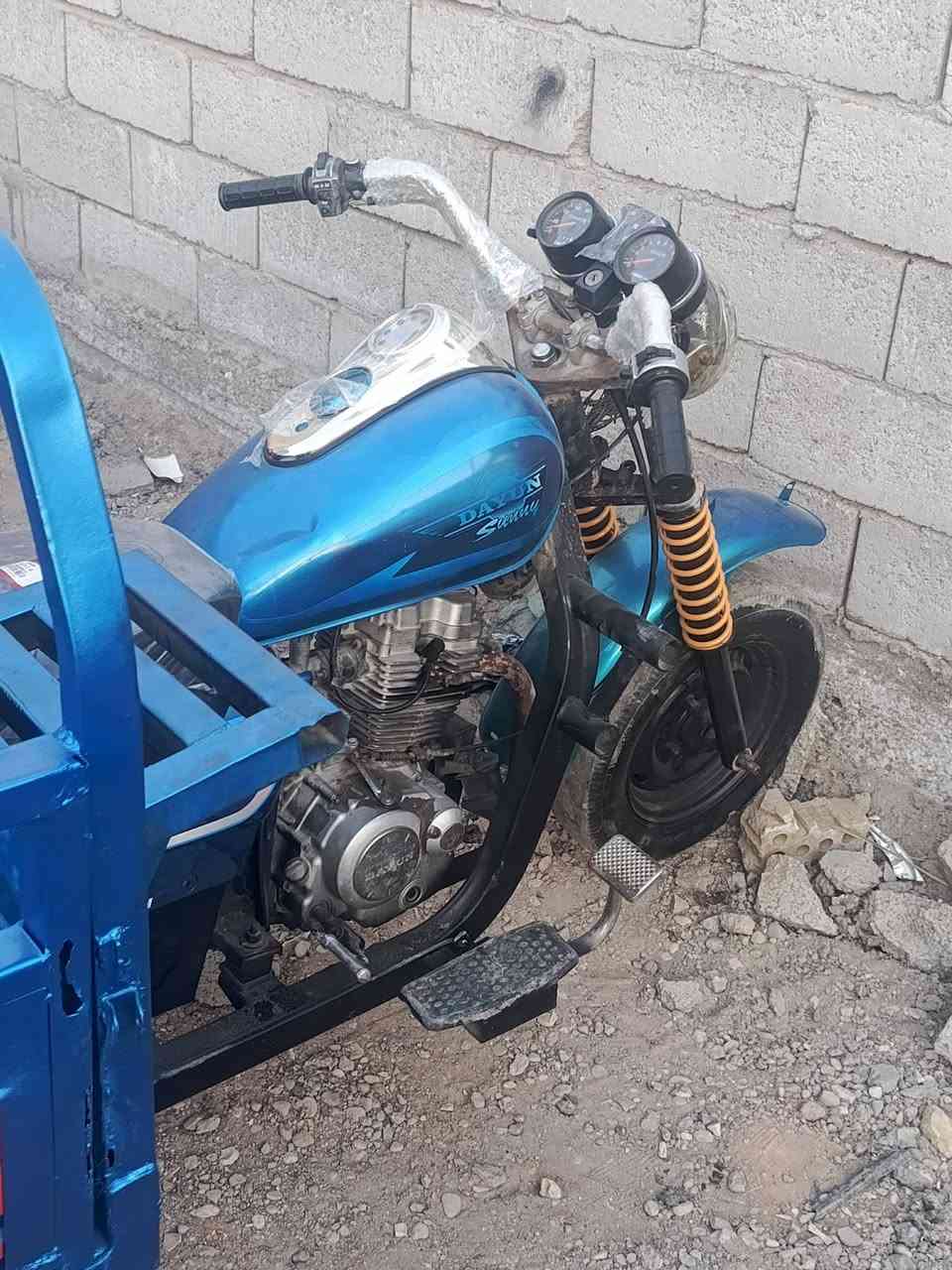 ستوته للبيع مديل 12رقم ابيض شرط تحويل العنوان كوت ***********
