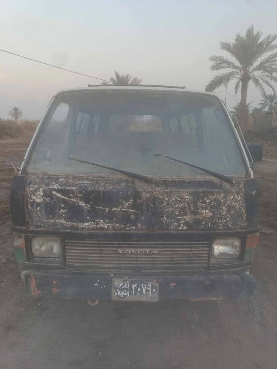 السلام عليكم هايسا 94  رقم نجف اسود منفيست بدون گير ومحرك للبيع ***********
